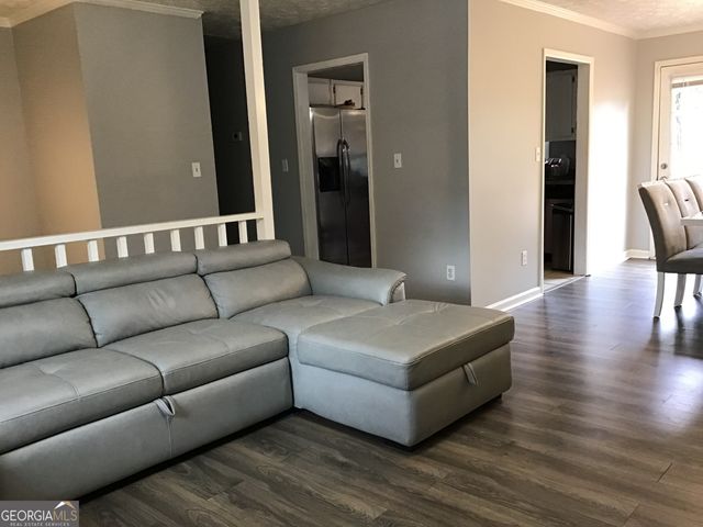 40 Belmont Park Lane, Ellenwood, GA 30294