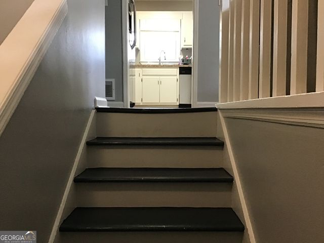 40 Belmont Park Lane, Ellenwood, GA 30294