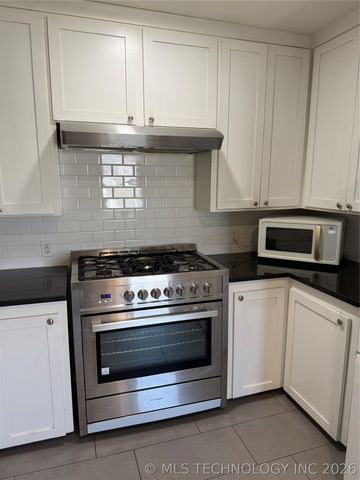 3807 S Indianapolis Avenue, Tulsa, OK 74135