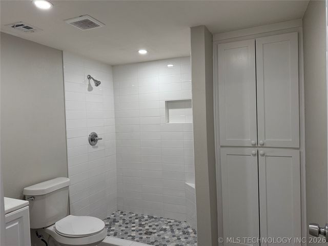 3807 S Indianapolis Avenue, Tulsa, OK 74135