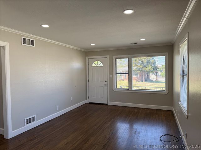 3807 S Indianapolis Avenue, Tulsa, OK 74135