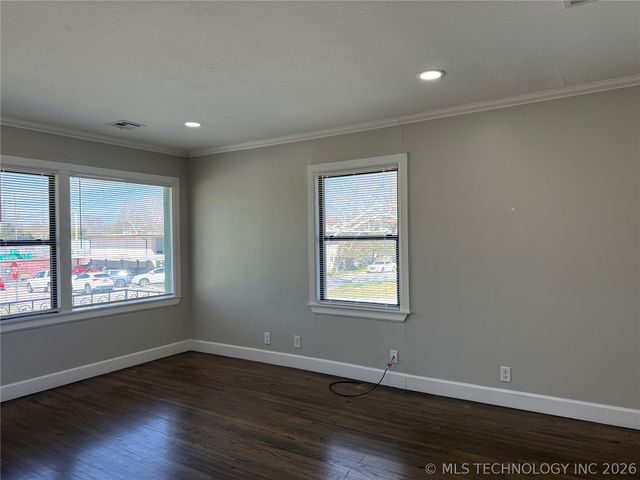 3807 S Indianapolis Avenue, Tulsa, OK 74135