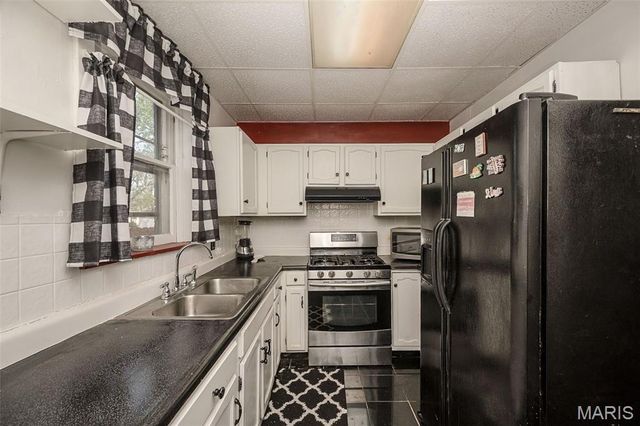 6775 Chamberlain Avenue, University City, MO 63130