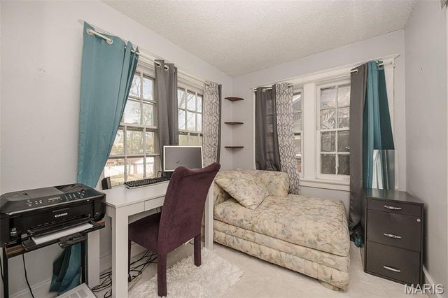6775 Chamberlain Avenue, University City, MO 63130