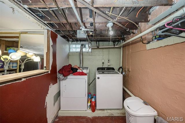 6775 Chamberlain Avenue, University City, MO 63130