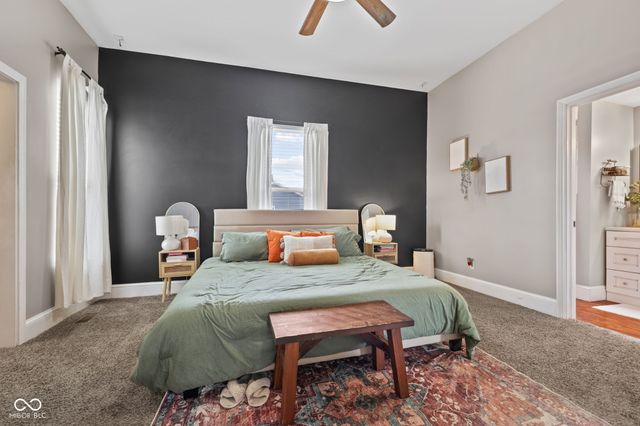 400 W Main Street, Greenwood, IN 46142