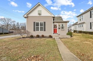 400 W Main Street, Greenwood, IN 46142