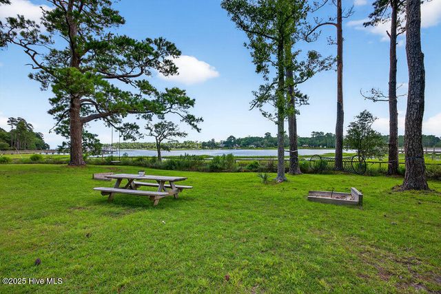 2425 Alford Landing Drive, Wilmington, NC 28409