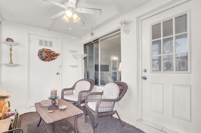 309 Knotty Pine Circle A-1, Greenacres, FL 33463