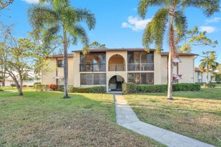 309 Knotty Pine Circle A-1, Greenacres, FL 33463