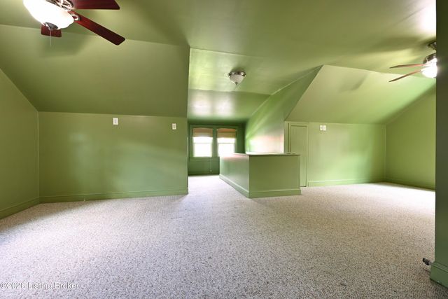 2545 Ridgewood Ave, Louisville, KY 40217