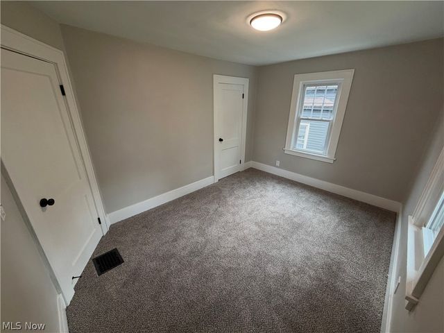252 E Kline Street, Girard, OH 44420