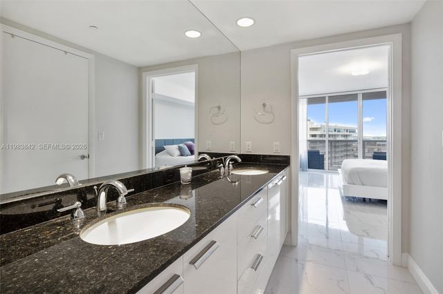 1800 S Ocean Dr 909, Hallandale Beach, FL 33009