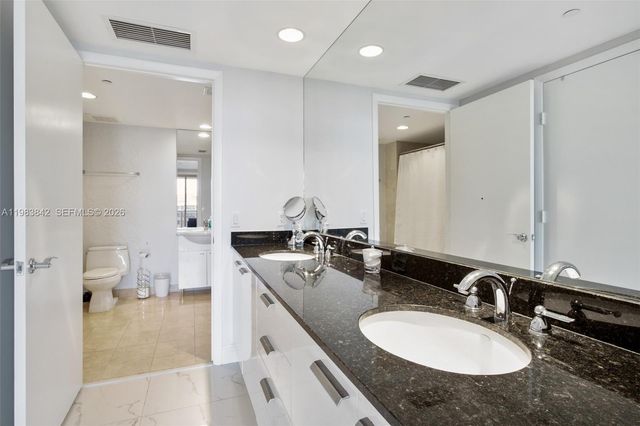 1800 S Ocean Dr 909, Hallandale Beach, FL 33009