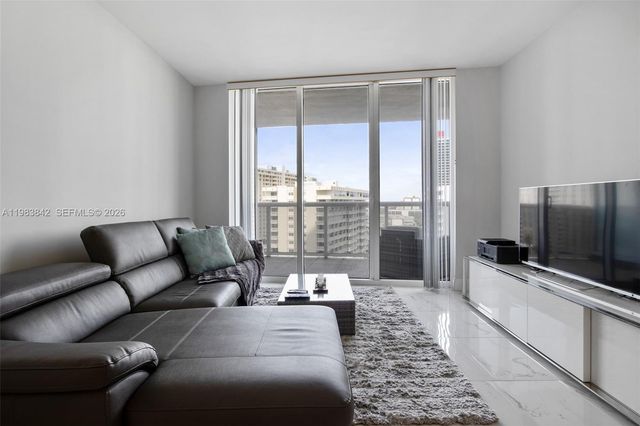 1800 S Ocean Dr 909, Hallandale Beach, FL 33009