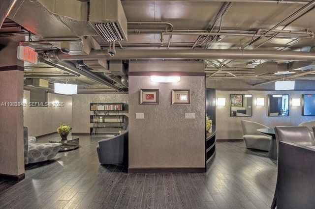 1800 S Ocean Dr 909, Hallandale Beach, FL 33009