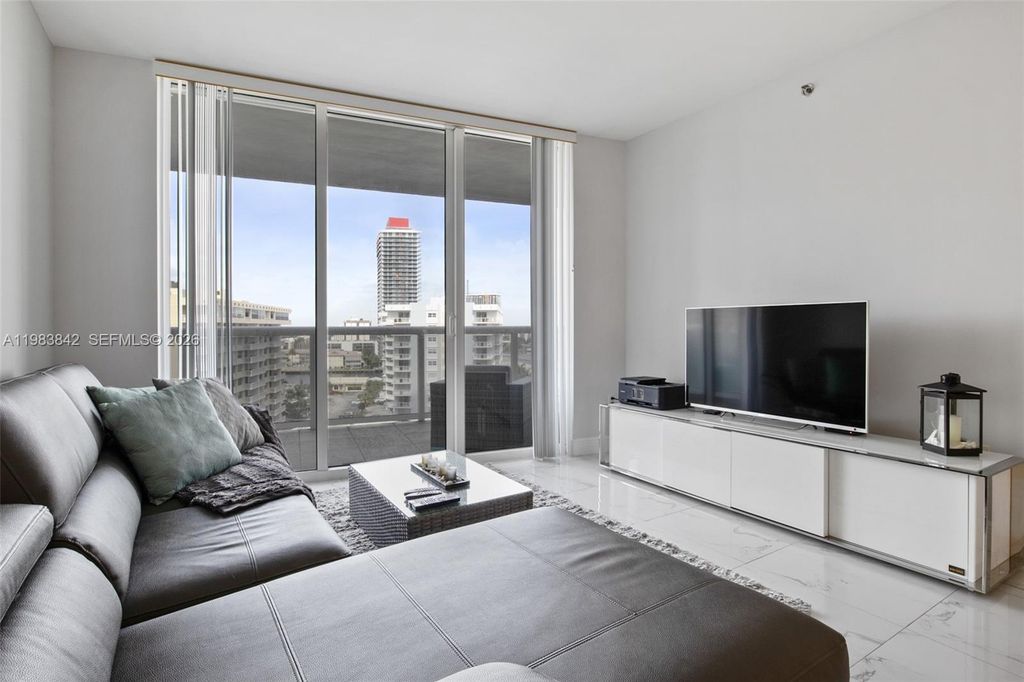 1800 S Ocean Dr 909, Hallandale Beach, FL 33009