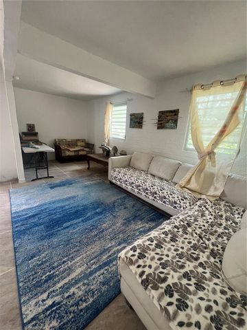 1 958 211, Rio Grande, PR 00745