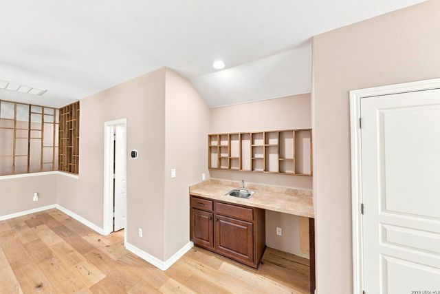 9123 Limestone Pass, Boerne, TX 78006