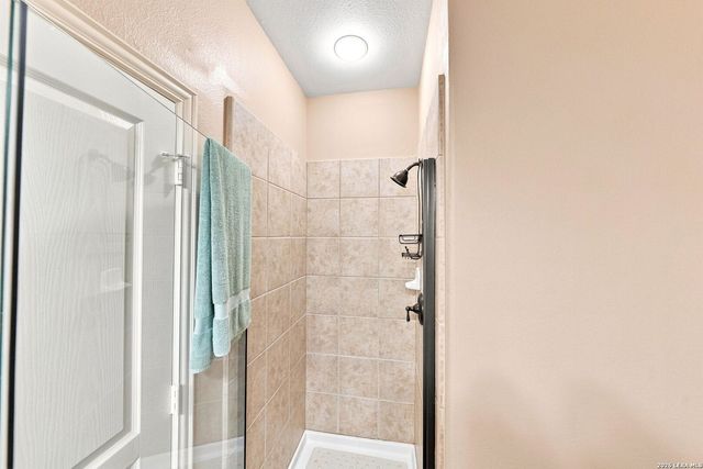 9123 Limestone Pass, Boerne, TX 78006