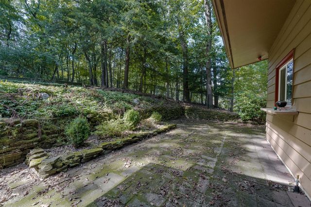2146 Treehaven Drive, Kalamazoo, MI 49008