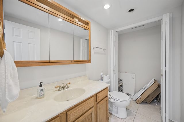 2146 Treehaven Drive, Kalamazoo, MI 49008