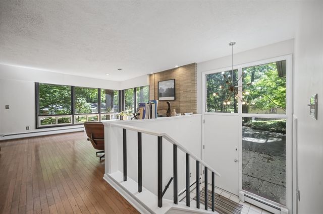 2146 Treehaven Drive, Kalamazoo, MI 49008