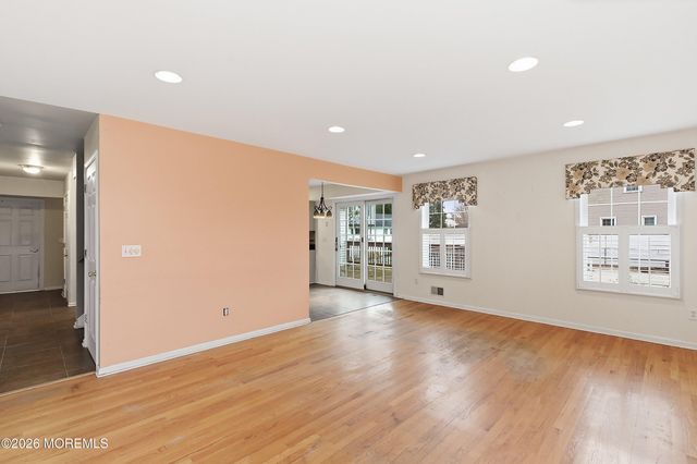 579 Harbor Road, Brick, NJ 08724