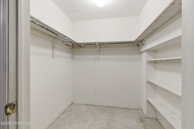 579 Harbor Road, Brick, NJ 08724