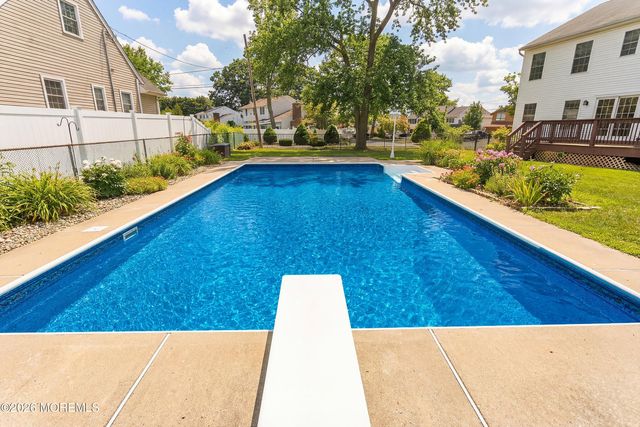 579 Harbor Road, Brick, NJ 08724