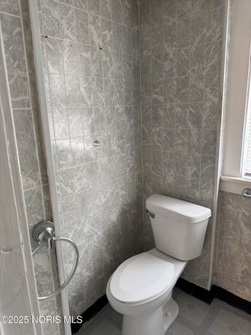 451 E Pearl Street, Toledo, OH 43608