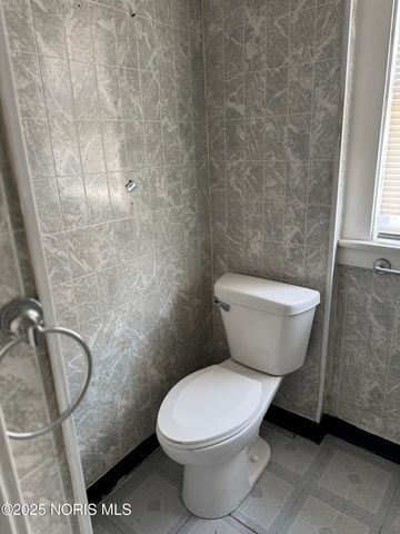 451 E Pearl Street, Toledo, OH 43608