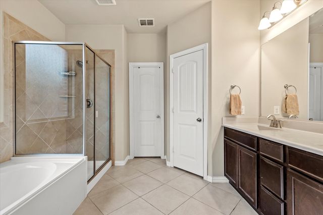 14508 Gilley Lane, Fort Worth, TX 76052