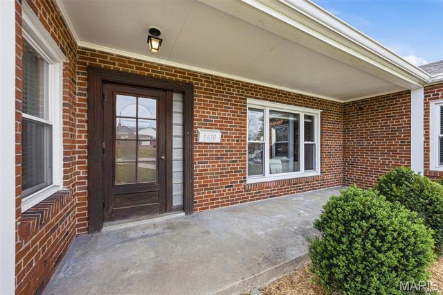 5610 Winona Avenue, St Louis, MO 63109