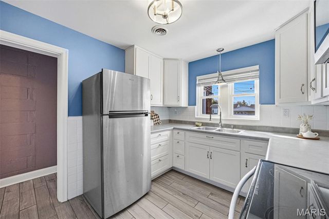 5610 Winona Avenue, St Louis, MO 63109