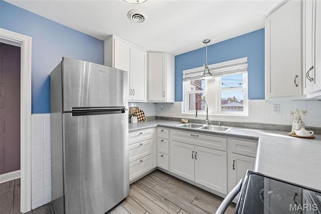 5610 Winona Avenue, St Louis, MO 63109