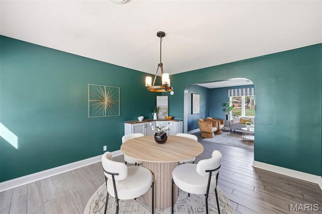 5610 Winona Avenue, St Louis, MO 63109