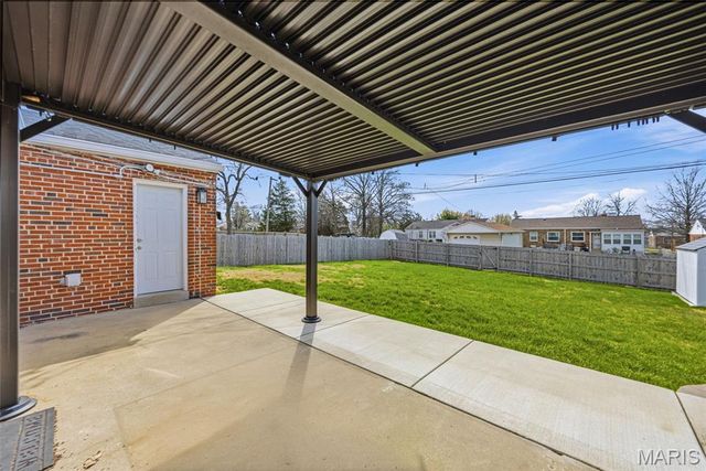 5610 Winona Avenue, St Louis, MO 63109