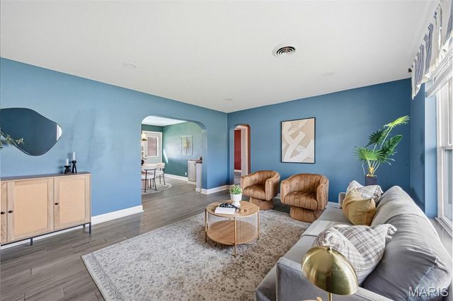 5610 Winona Avenue, St Louis, MO 63109