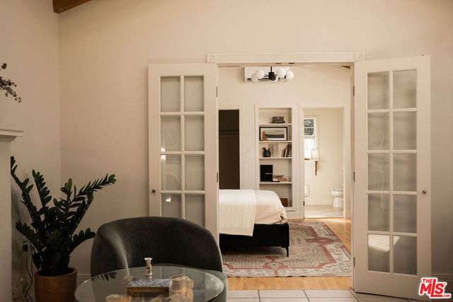 3895 Fredonia Drive, Los Angeles, CA 90068