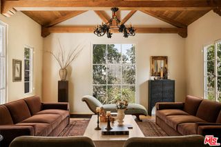 3895 Fredonia Drive, Los Angeles, CA 90068