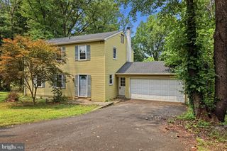 42 SPRINGS DR, Doylestown, PA 18901