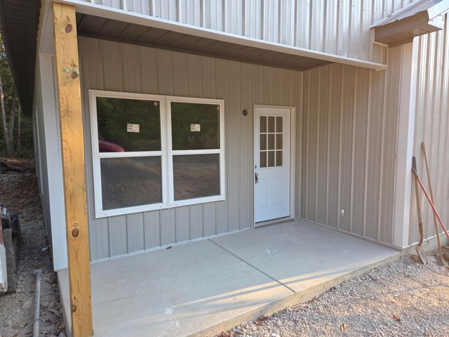 4058 Red Oak Road, Merriam Woods, MO 65740