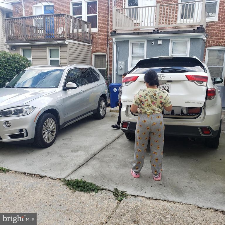 Image 71 of property listing at 4704 KERNWOOD AVE, Baltimore, MD 21212