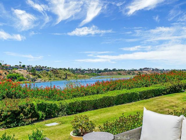 305 Avenida Cerritos, Newport Beach, CA 92660