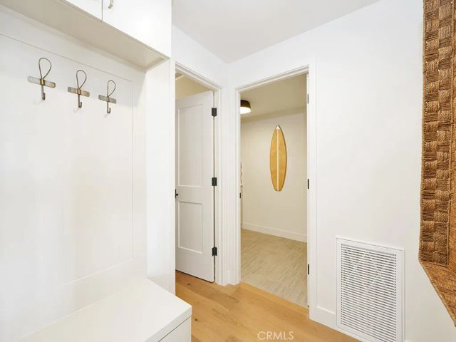305 Avenida Cerritos, Newport Beach, CA 92660