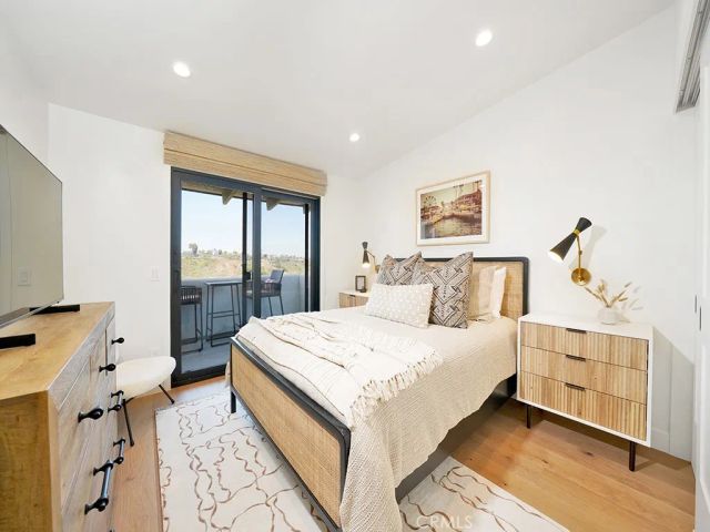 305 Avenida Cerritos, Newport Beach, CA 92660