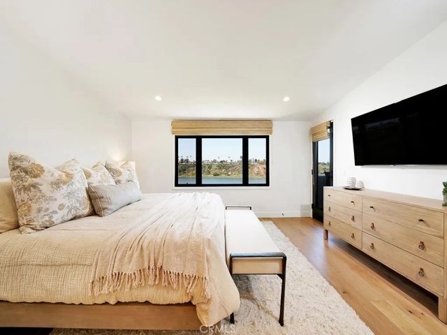 305 Avenida Cerritos, Newport Beach, CA 92660