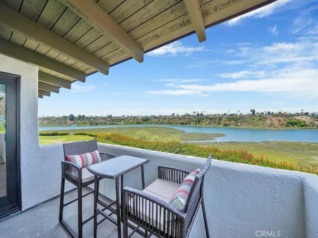 305 Avenida Cerritos, Newport Beach, CA 92660