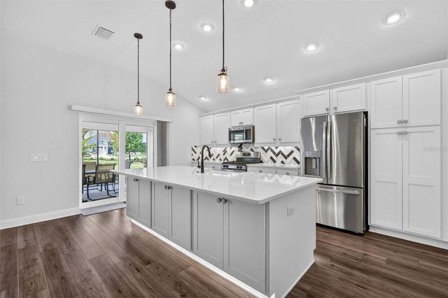 912 TRIFU TERRACE, The Villages, FL 32163